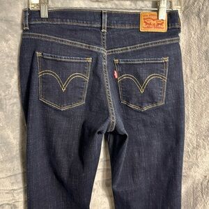 Levi jeans women’s classic bootcut size 4 dark‎ wash excellent condition